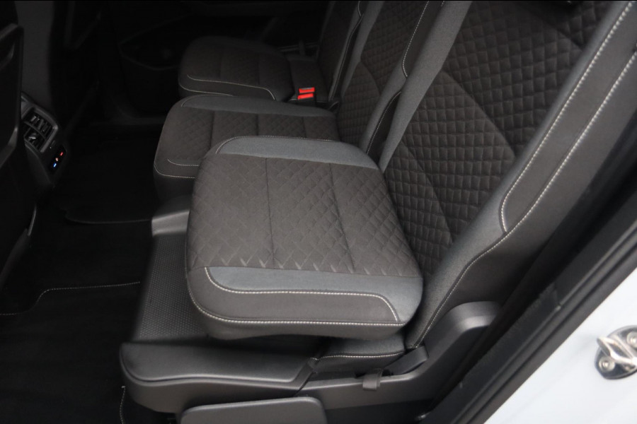 Volkswagen Touran 1.4 TSI 7p / PANODAK / ADAPT CRUISE / TREKHAAK ELEK / CAMERA Volkswagen Touran 1.4 TSI 7p / PANODAK / ADAPT CRUISE / TREKHAAK ELEK / CAMERA