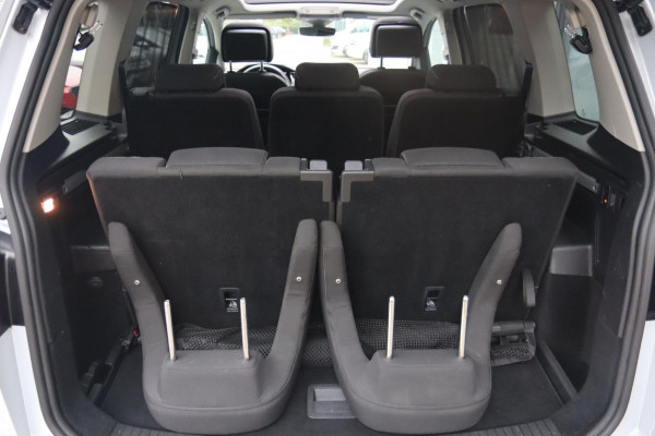 Volkswagen Touran 1.4 TSI 7p / PANODAK / ADAPT CRUISE / TREKHAAK ELEK / CAMERA Volkswagen Touran 1.4 TSI 7p / PANODAK / ADAPT CRUISE / TREKHAAK ELEK / CAMERA