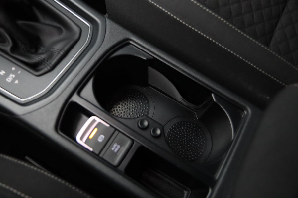 Volkswagen Touran 1.4 TSI 7p / PANODAK / ADAPT CRUISE / TREKHAAK ELEK / CAMERA Volkswagen Touran 1.4 TSI 7p / PANODAK / ADAPT CRUISE / TREKHAAK ELEK / CAMERA