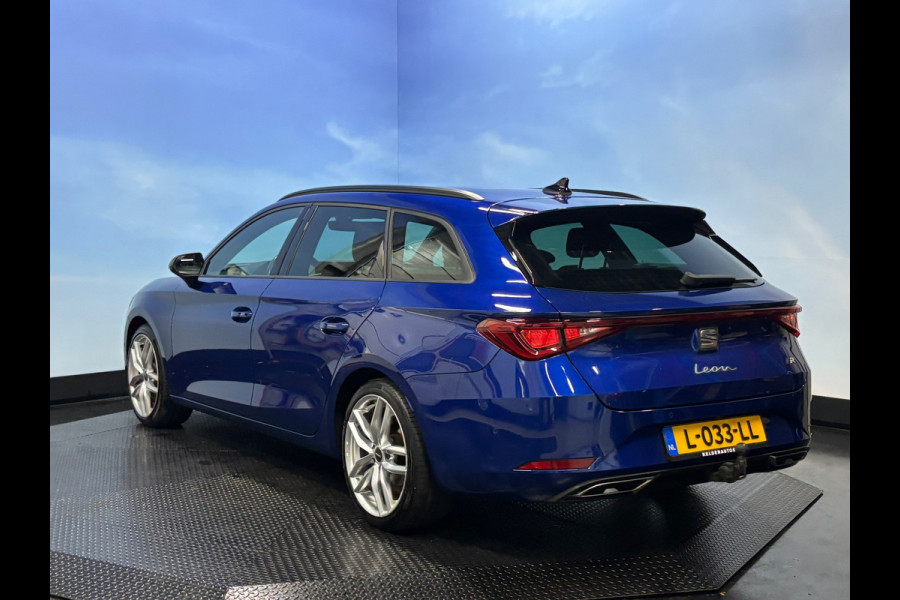 Seat Leon Sportstourer 1.5 eTSI FR Business Intense Navi | Clima | Camera | Trekhaak