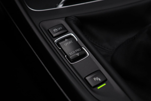 BMW 1-serie 116i Edition M Sport Shadow / LEDER / NAVI / PDC / KEURIGE AUTO BMW 1-serie 116i Edition M Sport Shadow / LEDER / NAVI / PDC / KEURIGE AUTO