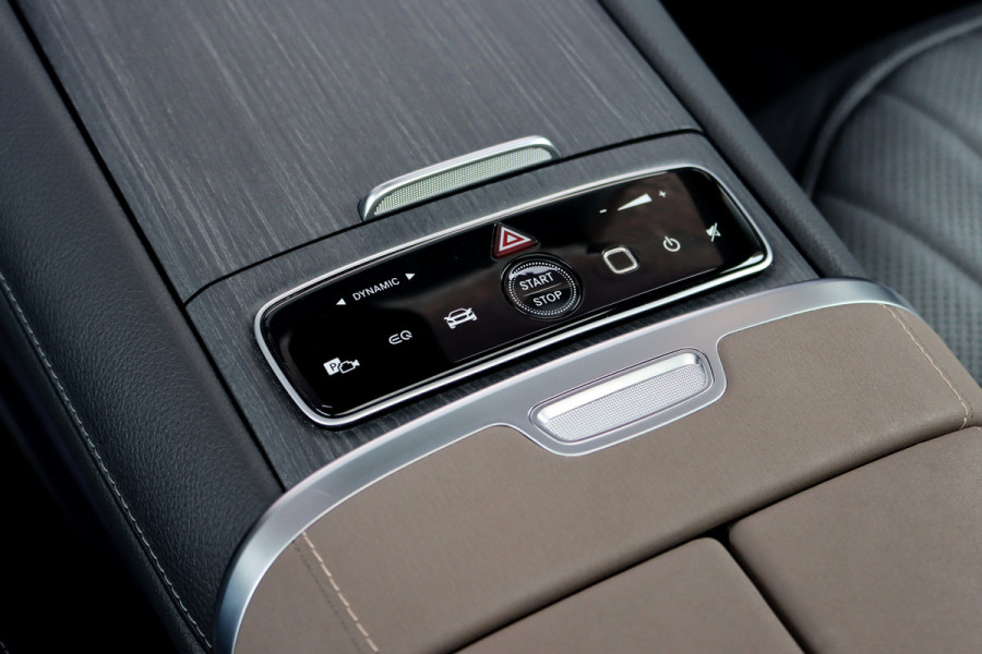 Mercedes-Benz EQS 450+ AMG Line 108 kWh | ex. BTW €55.000,- | Hyperscreen | Achterasbesturing | Airmatic | Distronic+ | Massage | Burmester | Digital Light | HUD | Stoelventilatie | Verwarmd Stuurwiel | Mercedes-Benz EQS 450+ AMG Line 108 kWh | ex. BTW €55.000,- | Hyperscreen | Achterasbesturing | Airmatic | Distronic+ | Massage | Burmester | Digital Light | HUD | Stoelventilatie | Verwarmd Stuurwiel |