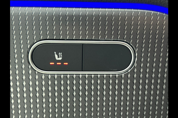 Mercedes-Benz B-Klasse 180 Business Solution Luxury Auto. Trekhaak Navigatie Camera Parkeersensoren Cruise Control Elektrische achterklep Stoelverwarming Virtual Cockpit Leder Climate Control