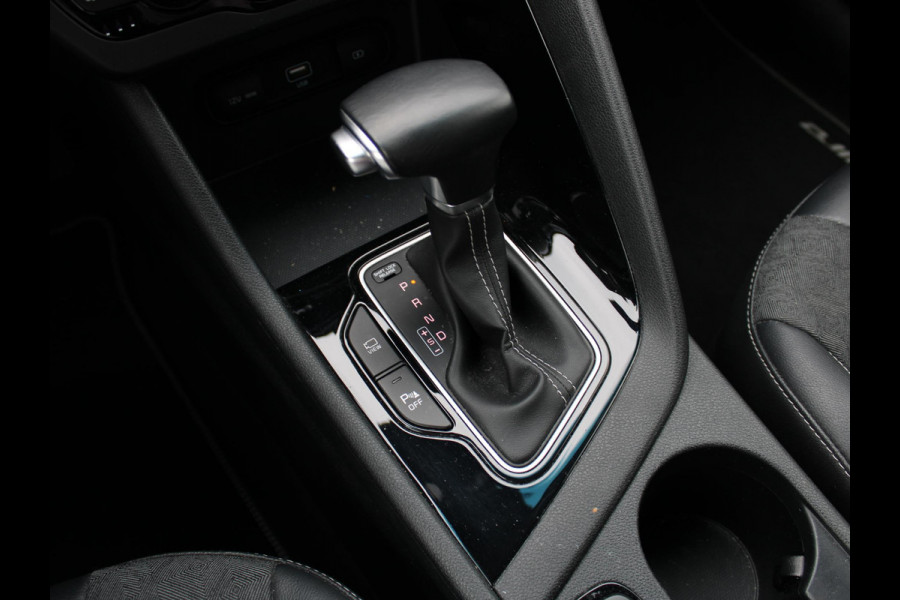 Kia Niro 1.6 GDi Hybrid DynamicLine | Navigatie | Achteruitrijcamera |