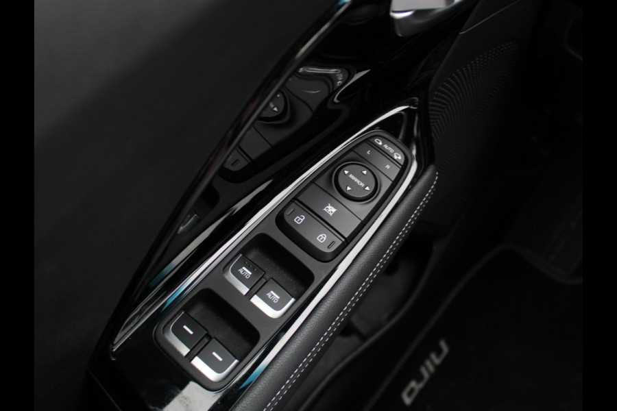 Kia Niro 1.6 GDi Hybrid DynamicLine | Navigatie | Achteruitrijcamera |