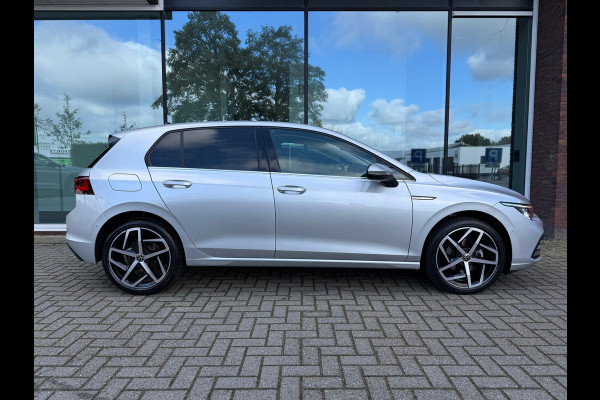 Volkswagen Golf 1.5 eTSI Style - Automaat - Virt.Cockpit - Winterpakket - Navi - Parkeerhulp Volkswagen Golf 1.5 eTSI Style - Automaat - Virt.Cockpit - Winterpakket - Navi - Parkeerhulp