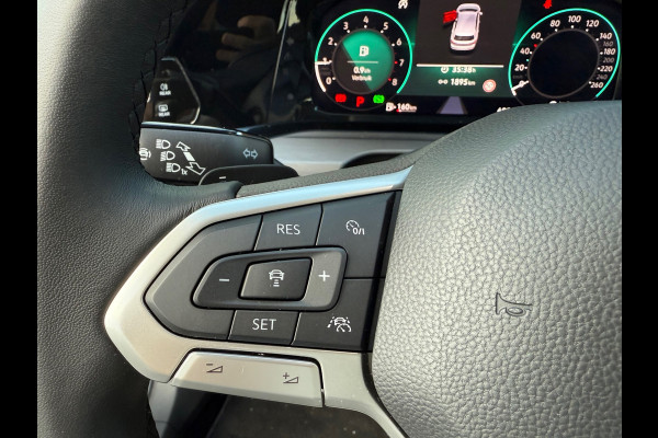 Volkswagen Golf 1.5 eTSI Style - Automaat - Virt.Cockpit - Winterpakket - Navi - Parkeerhulp Volkswagen Golf 1.5 eTSI Style - Automaat - Virt.Cockpit - Winterpakket - Navi - Parkeerhulp