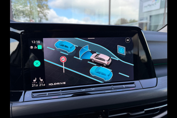 Volkswagen Golf 1.5 eTSI Style - Automaat - Virt.Cockpit - Winterpakket - Navi - Parkeerhulp Volkswagen Golf 1.5 eTSI Style - Automaat - Virt.Cockpit - Winterpakket - Navi - Parkeerhulp