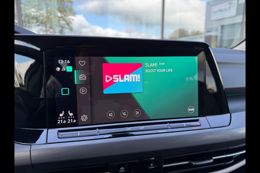 Volkswagen Golf 1.5 eTSI Style - Automaat - Virt.Cockpit - Winterpakket - Navi - Parkeerhulp Volkswagen Golf 1.5 eTSI Style - Automaat - Virt.Cockpit - Winterpakket - Navi - Parkeerhulp