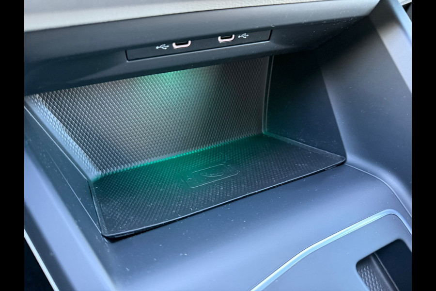 Volkswagen Golf 1.5 eTSI Style - Automaat - Virt.Cockpit - Winterpakket - Navi - Parkeerhulp Volkswagen Golf 1.5 eTSI Style - Automaat - Virt.Cockpit - Winterpakket - Navi - Parkeerhulp