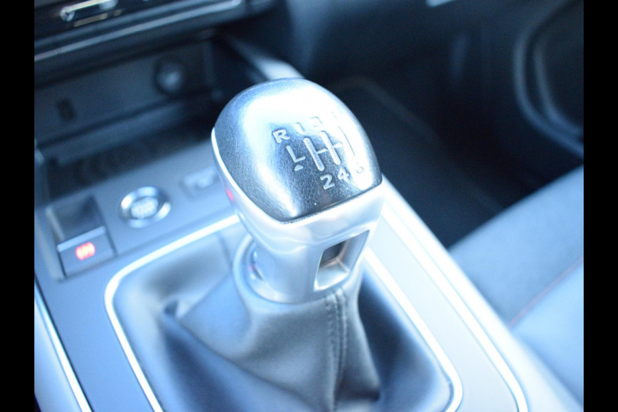 Citroën C5 Aircross 1.2 PureTech Shine ACHTERUITRIJCAMERA MET SENSOREN | NAVI & CARPLAY | E.C.C. |