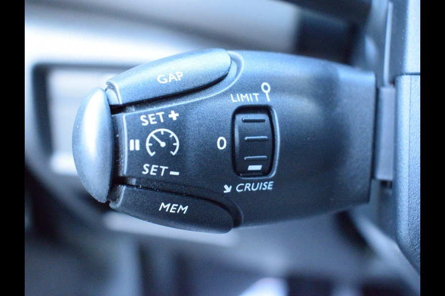 Citroën C5 Aircross 1.2 PureTech Shine ACHTERUITRIJCAMERA MET SENSOREN | NAVI & CARPLAY | E.C.C. |