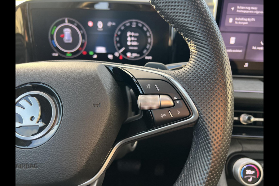 Škoda Kodiaq 1.5 TSI PHEV Tour Edition Zuid | 204pk | Stoelverwarming | 1.800kg Trekgewicht | Panoramadak | Škoda Kodiaq 1.5 TSI PHEV Tour Edition Zuid | 204pk | Stoelverwarming | 1.800kg Trekgewicht | Panoramadak |