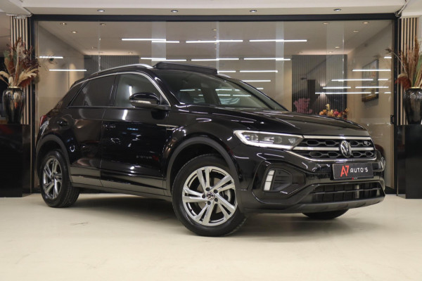 Volkswagen T-Roc 1.5 TSI R-Line Business 3X R-LINE/IQ/PANO/CARPLAY/CAM/KEYLES/VOL