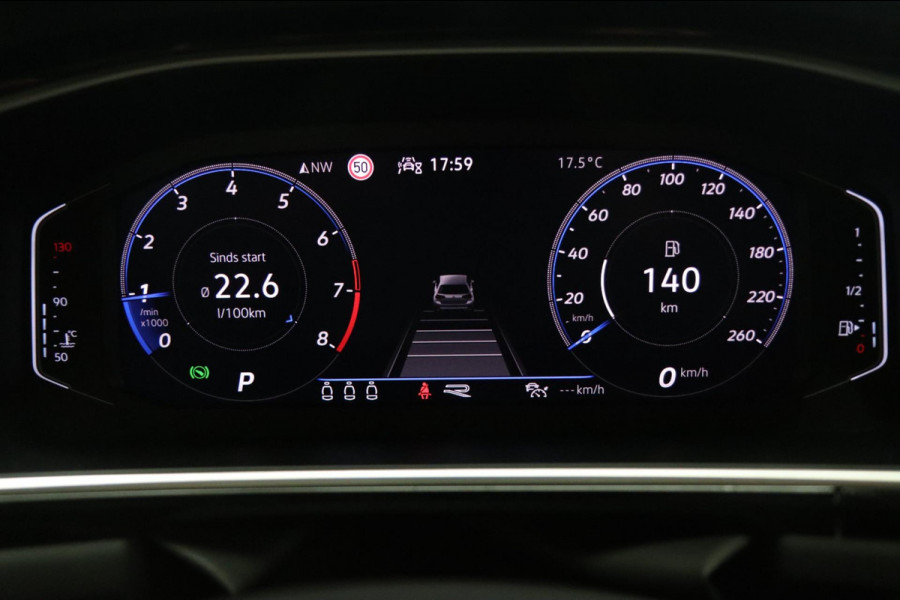 Volkswagen T-Roc 1.5 TSI R-Line Business 3X R-LINE/IQ/PANO/CARPLAY/CAM/KEYLES/VOL