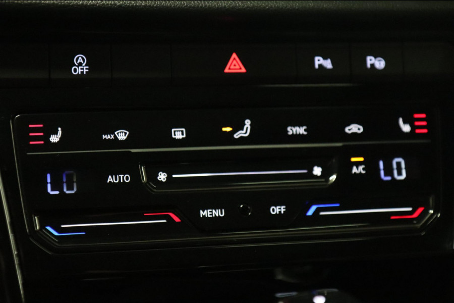 Volkswagen T-Roc 1.5 TSI R-Line Business 3X R-LINE/IQ/PANO/CARPLAY/CAM/KEYLES/VOL