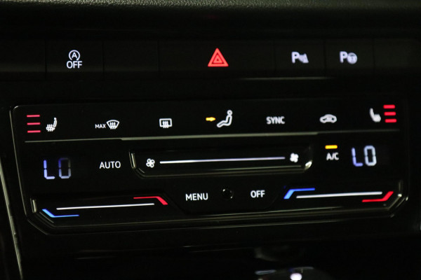 Volkswagen T-Roc 1.5 TSI R-Line Business 3X R-LINE/IQ/PANO/CARPLAY/CAM/KEYLES/VOL