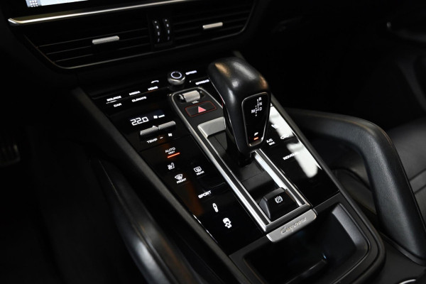 Porsche Cayenne 2.9 S - Adaptive Cruise Control - Panoramadak - Achterbank Verwarmd - Rijstrooksensor -