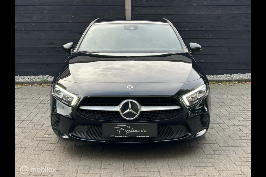 Mercedes-Benz A-Klasse 180 Business Solution FM nav / Camera / Half leder / LED