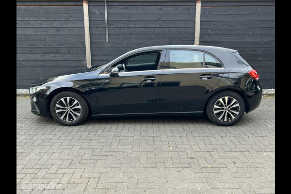 Mercedes-Benz A-Klasse 180 Business Solution FM nav / Camera / Half leder / LED