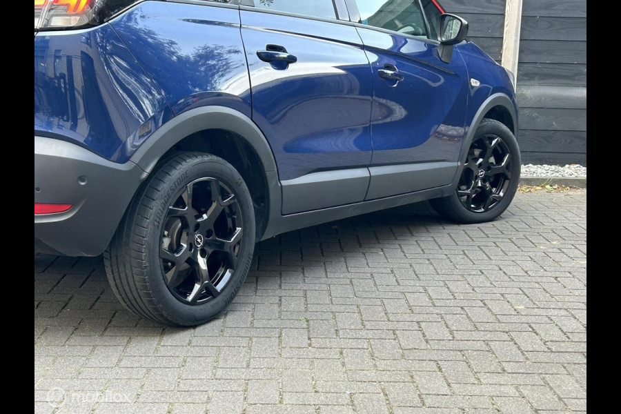 Opel Crossland 1.2 Turbo GS 110 PK LED / FM nav / Camera / 14.750 KM!!!