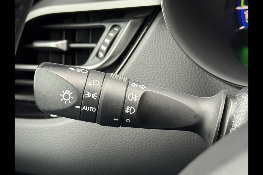 Toyota C-HR 1.8 Hybrid Bi tone | Draadloos Apple Carplay/Android auto | BSM | PDC V+A | 10 jr GARANTIE | Rijklaar!!!