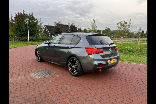 BMW 1-serie 118i Corporate Lease Executive M-Pakket | Automaat | Camera | Apple CarPlay