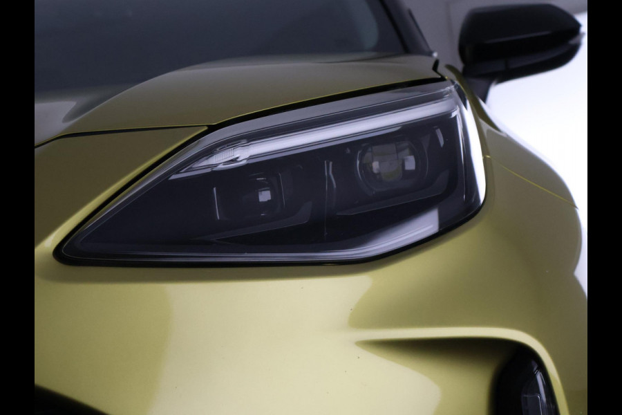 Toyota Yaris Cross 1.5 HYBRIDE EXECUTIVE BI-TONE GARANTIE TOT 9-2032 DODE HOEK DETECTIE.STOEL VERWARMING.TREKHAAK