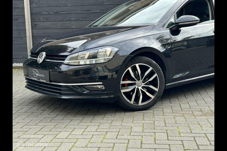 Volkswagen Golf 1.4 TSI Comfortline Bus. FM nav / Dig. dash / 17" / Camera Volkswagen Golf 1.4 TSI Comfortline Bus. FM nav / Dig. dash / 17" / Camera