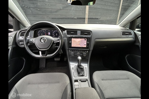 Volkswagen Golf 1.4 TSI Comfortline Bus. FM nav / Dig. dash / 17" / Camera Volkswagen Golf 1.4 TSI Comfortline Bus. FM nav / Dig. dash / 17" / Camera