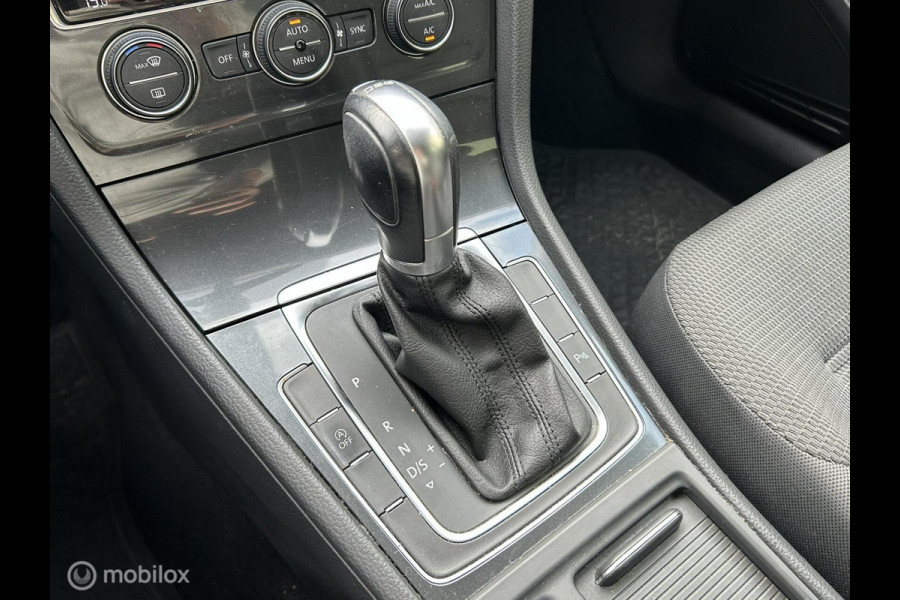 Volkswagen Golf 1.4 TSI Comfortline Bus. FM nav / Dig. dash / 17" / Camera Volkswagen Golf 1.4 TSI Comfortline Bus. FM nav / Dig. dash / 17" / Camera