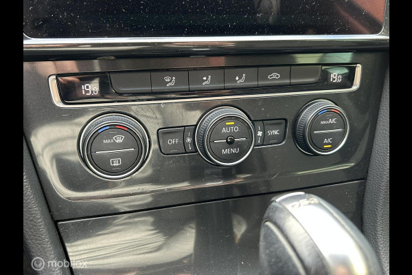 Volkswagen Golf 1.4 TSI Comfortline Bus. FM nav / Dig. dash / 17" / Camera Volkswagen Golf 1.4 TSI Comfortline Bus. FM nav / Dig. dash / 17" / Camera