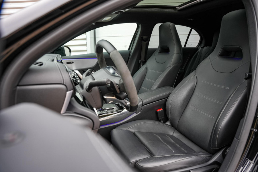 Mercedes-Benz A-Klasse AMG 45 S 4MATIC+ Premium Plus Panodak Ambient Widescreen ACC Leer Stoelverw.