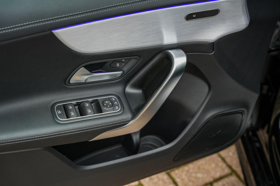 Mercedes-Benz A-Klasse AMG 45 S 4MATIC+ Premium Plus Panodak Ambient Widescreen ACC Leer Stoelverw.