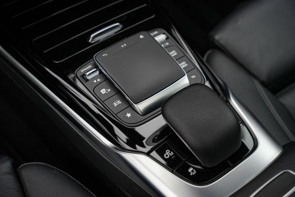 Mercedes-Benz A-Klasse AMG 45 S 4MATIC+ Premium Plus Panodak Ambient Widescreen ACC Leer Stoelverw.