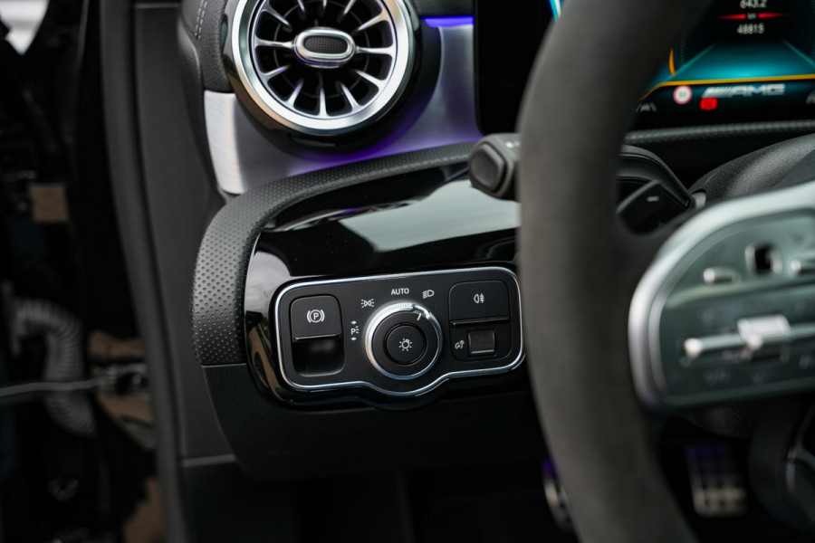Mercedes-Benz A-Klasse AMG 45 S 4MATIC+ Premium Plus Panodak Ambient Widescreen ACC Leer Stoelverw.