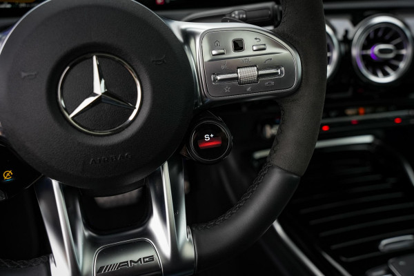 Mercedes-Benz A-Klasse AMG 45 S 4MATIC+ Premium Plus Panodak Ambient Widescreen ACC Leer Stoelverw.