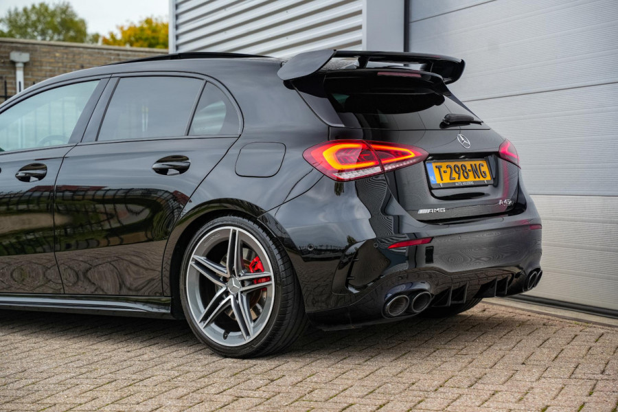 Mercedes-Benz A-Klasse AMG 45 S 4MATIC+ Premium Plus Panodak Ambient Widescreen ACC Leer Stoelverw.