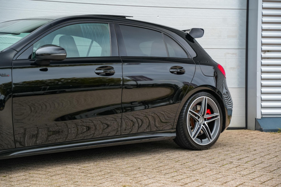 Mercedes-Benz A-Klasse AMG 45 S 4MATIC+ Premium Plus Panodak Ambient Widescreen ACC Leer Stoelverw.
