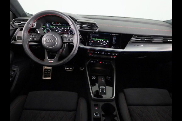 Audi A3 Sportback 40 TFSI e S edition 204 pk S-tronic | Nieuw Mode!!| Verlengde garantie | Navigatie | Trekhaak (afneembaar) | Parkeersensoren (Park assist) | Adaptieve cruise control | Stoelverwarming | S-line | Audi A3 Sportback 40 TFSI e S edition 204 pk S-tronic | Nieuw Mode!!| Verlengde garantie | Navigatie | Trekhaak (afneembaar) | Parkeersensoren (Park assist) | Adaptieve cruise control | Stoelverwarming | S-line |
