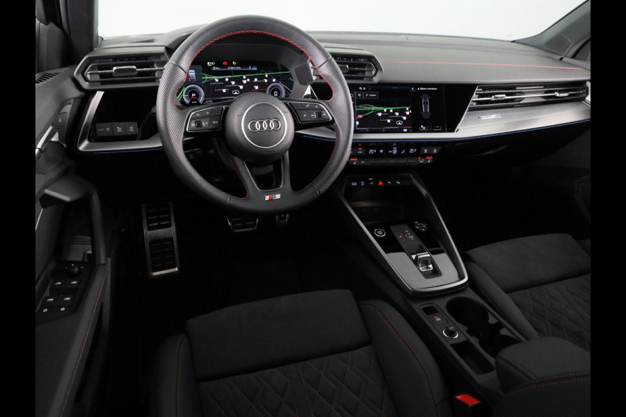 Audi A3 Sportback 40 TFSI e S edition 204 pk S-tronic | Nieuw Mode!!| Verlengde garantie | Navigatie | Trekhaak (afneembaar) | Parkeersensoren (Park assist) | Adaptieve cruise control | Stoelverwarming | S-line | Audi A3 Sportback 40 TFSI e S edition 204 pk S-tronic | Nieuw Mode!!| Verlengde garantie | Navigatie | Trekhaak (afneembaar) | Parkeersensoren (Park assist) | Adaptieve cruise control | Stoelverwarming | S-line |