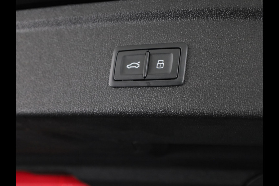 Audi A3 Sportback 40 TFSI e S edition 204 pk S-tronic | Nieuw Mode!!| Verlengde garantie | Navigatie | Trekhaak (afneembaar) | Parkeersensoren (Park assist) | Adaptieve cruise control | Stoelverwarming | S-line | Audi A3 Sportback 40 TFSI e S edition 204 pk S-tronic | Nieuw Mode!!| Verlengde garantie | Navigatie | Trekhaak (afneembaar) | Parkeersensoren (Park assist) | Adaptieve cruise control | Stoelverwarming | S-line |