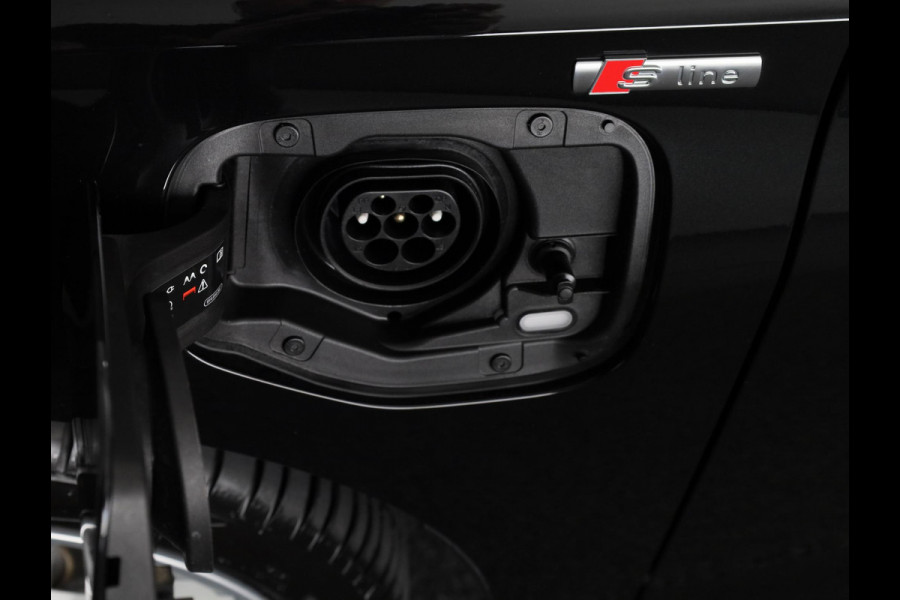 Audi A3 Sportback 40 TFSI e S edition 204 pk S-tronic | Nieuw Mode!!| Verlengde garantie | Navigatie | Trekhaak (afneembaar) | Parkeersensoren (Park assist) | Adaptieve cruise control | Stoelverwarming | S-line | Audi A3 Sportback 40 TFSI e S edition 204 pk S-tronic | Nieuw Mode!!| Verlengde garantie | Navigatie | Trekhaak (afneembaar) | Parkeersensoren (Park assist) | Adaptieve cruise control | Stoelverwarming | S-line |