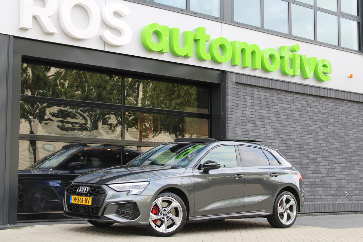 Audi A3 Sportback 45 TFSI e S edition Competition | NAP | BTW | PANO | S-LINE | CARPLAY |