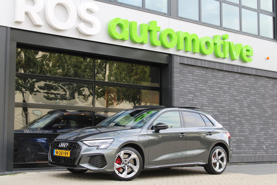 Audi A3 Sportback 45 TFSI e S edition Competition | NAP | BTW | PANO | S-LINE | CARPLAY | Audi A3 Sportback 45 TFSI e S edition Competition | NAP | BTW | PANO | S-LINE | CARPLAY |