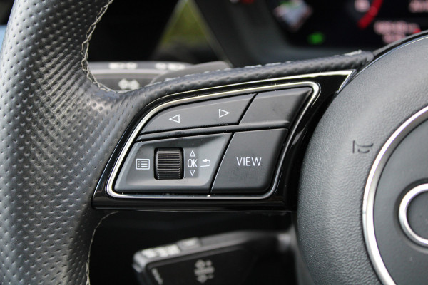 Audi A3 Sportback 45 TFSI e S edition Competition | NAP | BTW | PANO | S-LINE | CARPLAY | Audi A3 Sportback 45 TFSI e S edition Competition | NAP | BTW | PANO | S-LINE | CARPLAY |