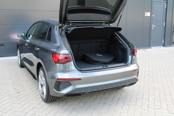 Audi A3 Sportback 45 TFSI e S edition Competition | NAP | BTW | PANO | S-LINE | CARPLAY | Audi A3 Sportback 45 TFSI e S edition Competition | NAP | BTW | PANO | S-LINE | CARPLAY |