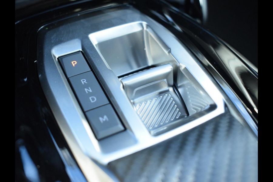 Peugeot 208 1.2 Hybrid 110 e-DCS6 GT ACHTERUITRIJCAMERA MET SENSOREN | NAVI & CARPLAY | E.C.C. | Peugeot 208 1.2 Hybrid 110 e-DCS6 GT ACHTERUITRIJCAMERA MET SENSOREN | NAVI & CARPLAY | E.C.C. |