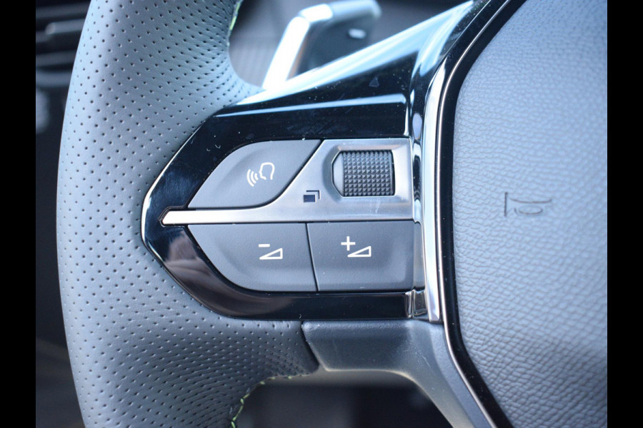 Peugeot 208 1.2 Hybrid 110 e-DCS6 GT ACHTERUITRIJCAMERA MET SENSOREN | NAVI & CARPLAY | E.C.C. | Peugeot 208 1.2 Hybrid 110 e-DCS6 GT ACHTERUITRIJCAMERA MET SENSOREN | NAVI & CARPLAY | E.C.C. |