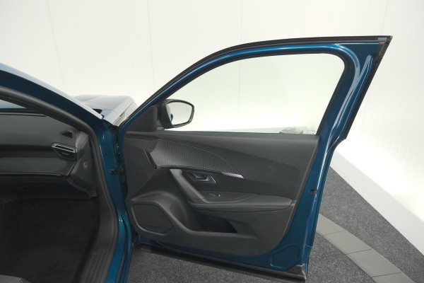 Peugeot 2008 Hybrid 145 e-DCS6 Allure | 360 Camera | Adaptieve Cruise Control | Dodehoekdetectie